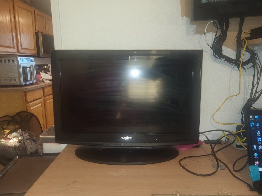 19" Sanyo Television