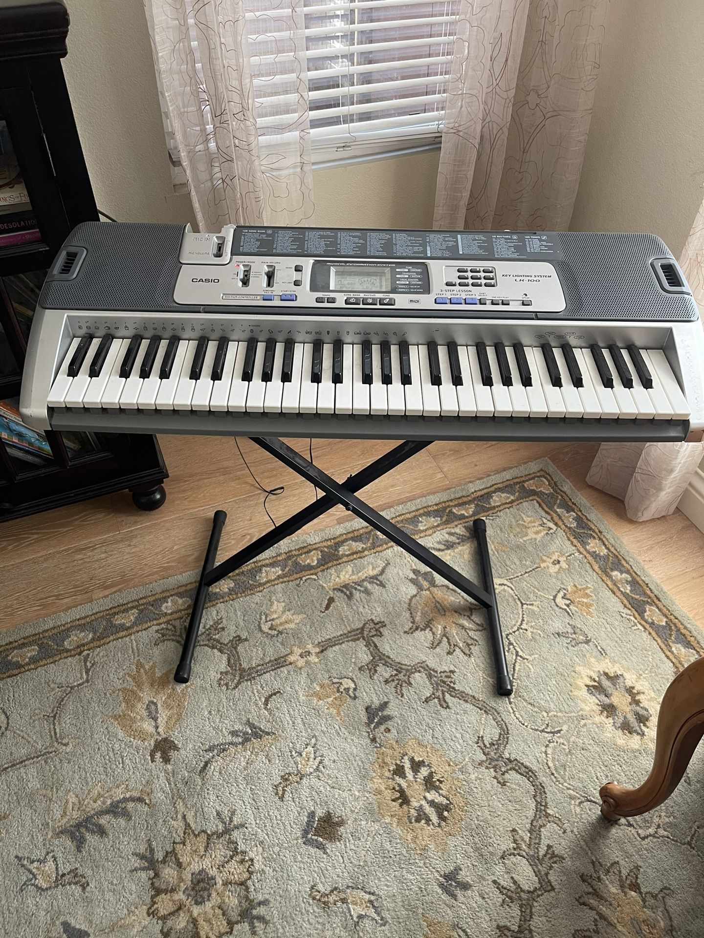 Casio LK100 Keyboard 