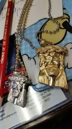 Gold plated new WITH BEADED CHAIN 27"