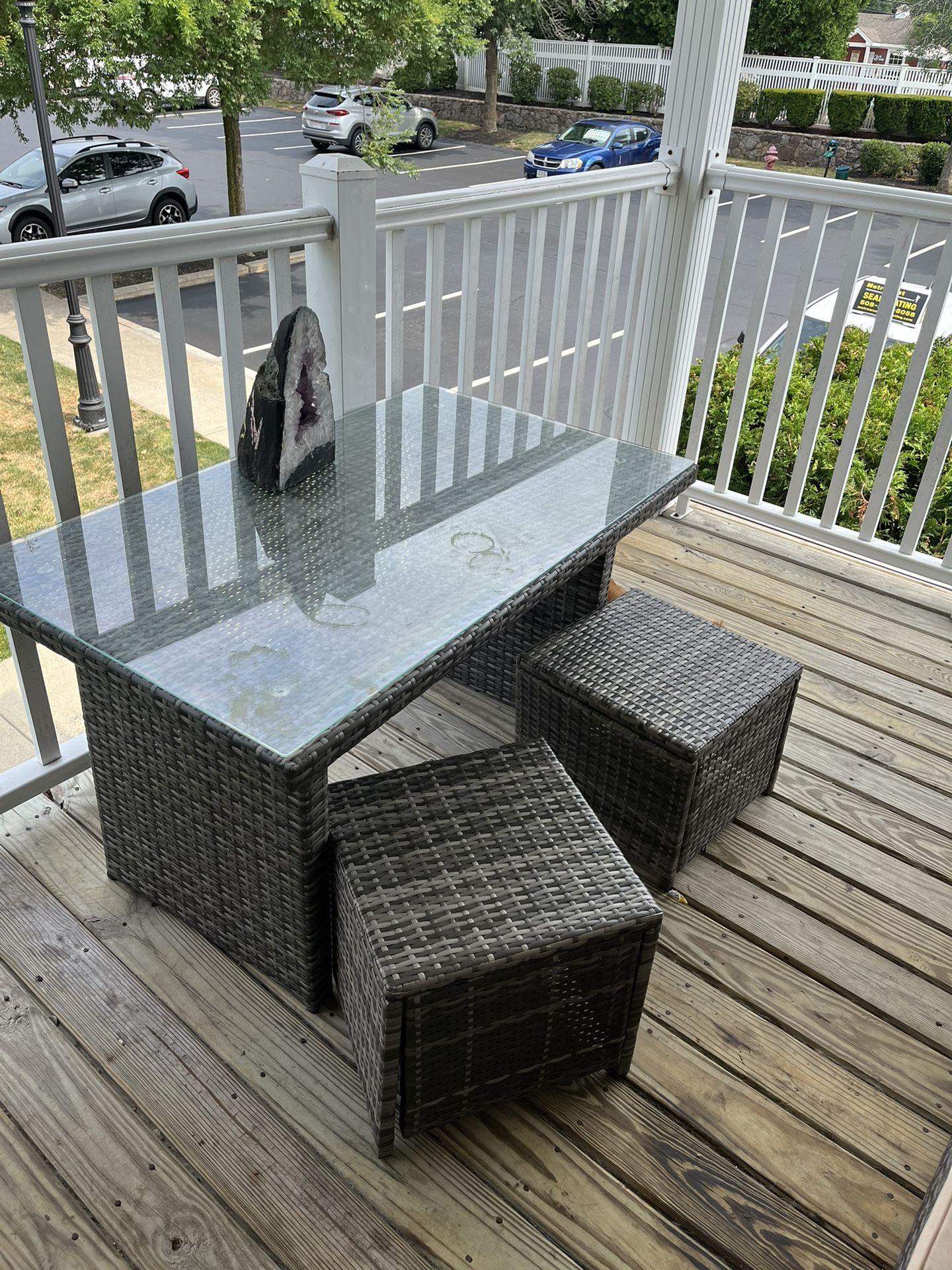 Six Piece Patio Set 600