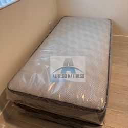 Twin mattress and box spring set (2pc - new) 