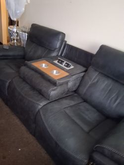 Lovseat and sofa
