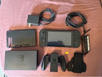 Nintendo Switch Bundle carrying case + 256gb micro SD