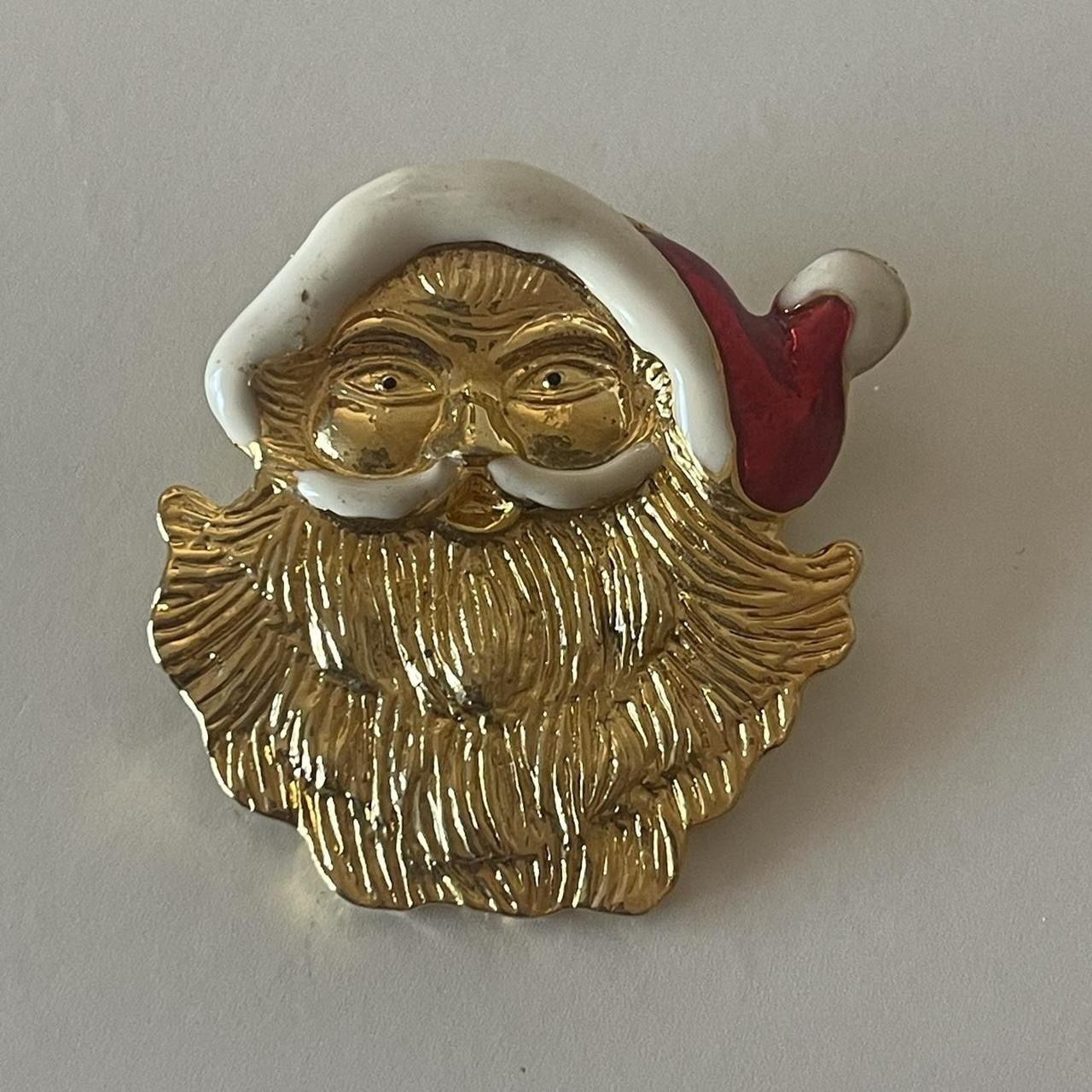 AAI, VTG Women's Gold, Red, &White Christmas Santa Face brooch Pin, Size 1  3/4"
