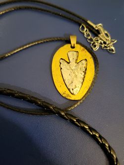Arrowhead/Wolf NECKLACEs