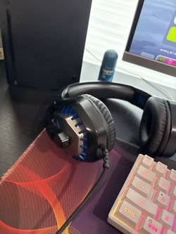 Gaming Head Phones Built In Headphones USB Plug And Xbox,ps5,Nintendo 