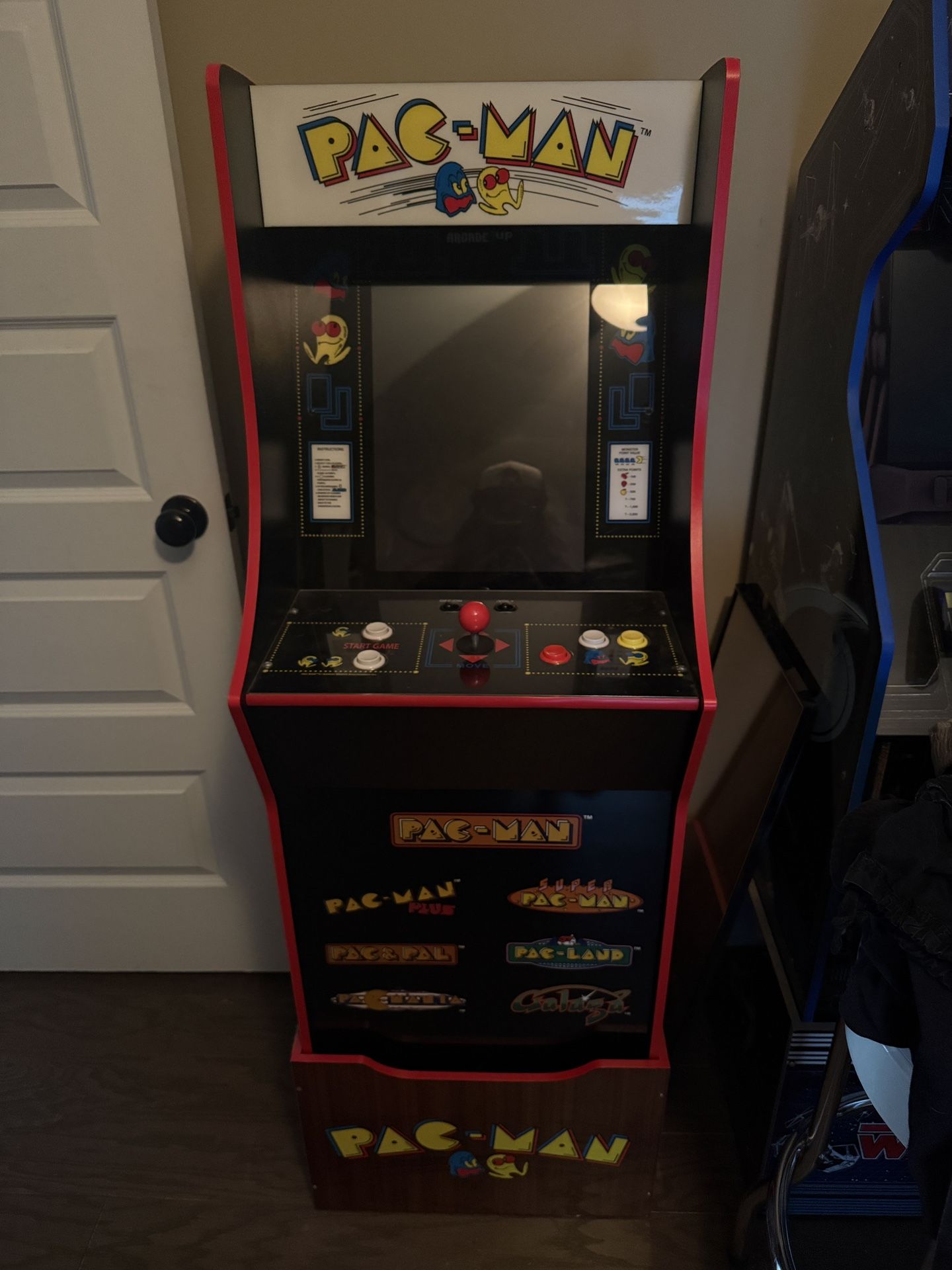 Arcade 1 UP Pac-Man with Riser 7 Games Total Including Galaga