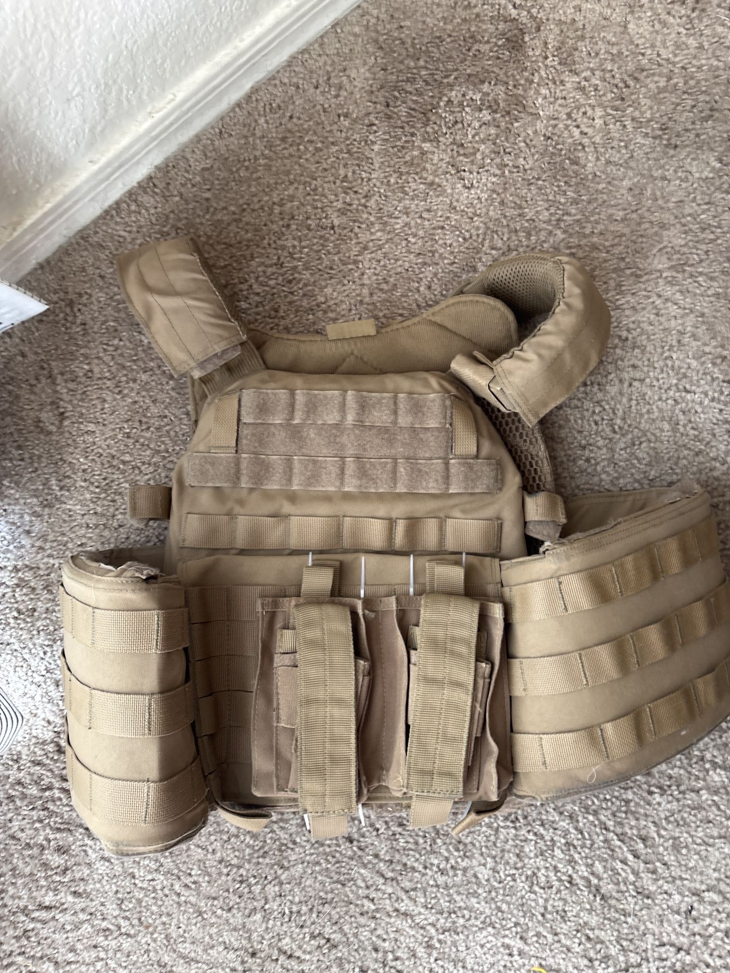 Spartan Armor Systems Level III Plates w/ Carrier (Front, Back & Sides)