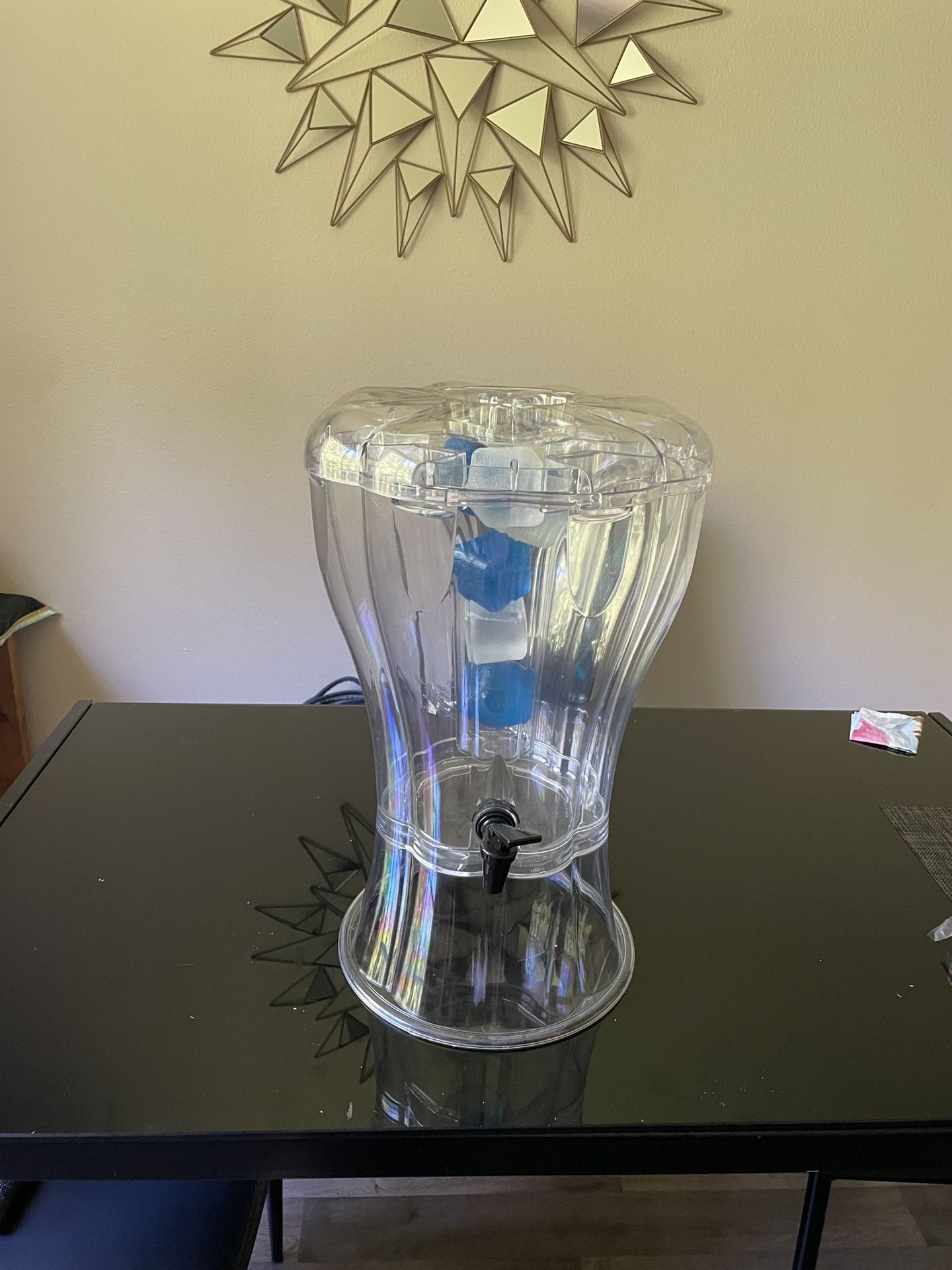 3.5 Gallons Buddeez Beverage Dispenser With 6-reusable Ice -cube