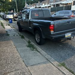 2002 Mazda Truck