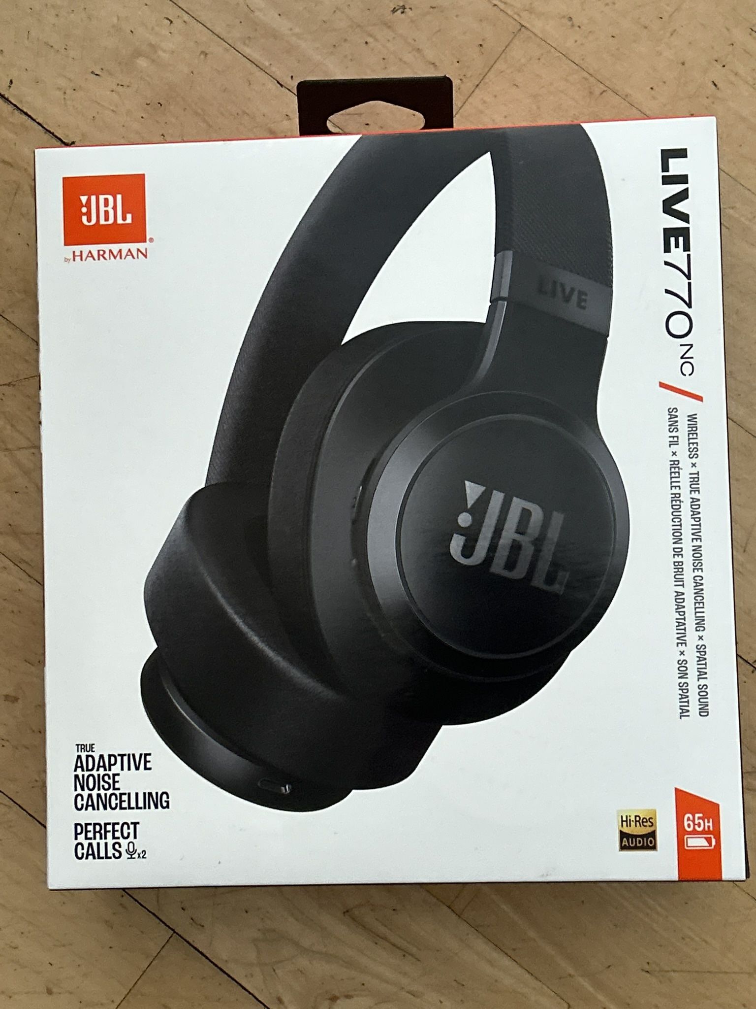 JBL LIVE 770 New Sealed