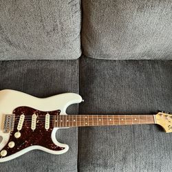 Squier Affinity Strat