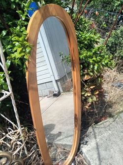 Medium mirror