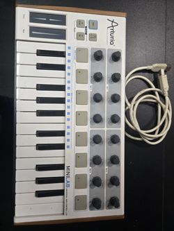 Midi Controller Aturia
