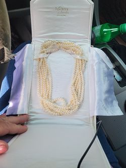 6 Strand Set Of Pearls