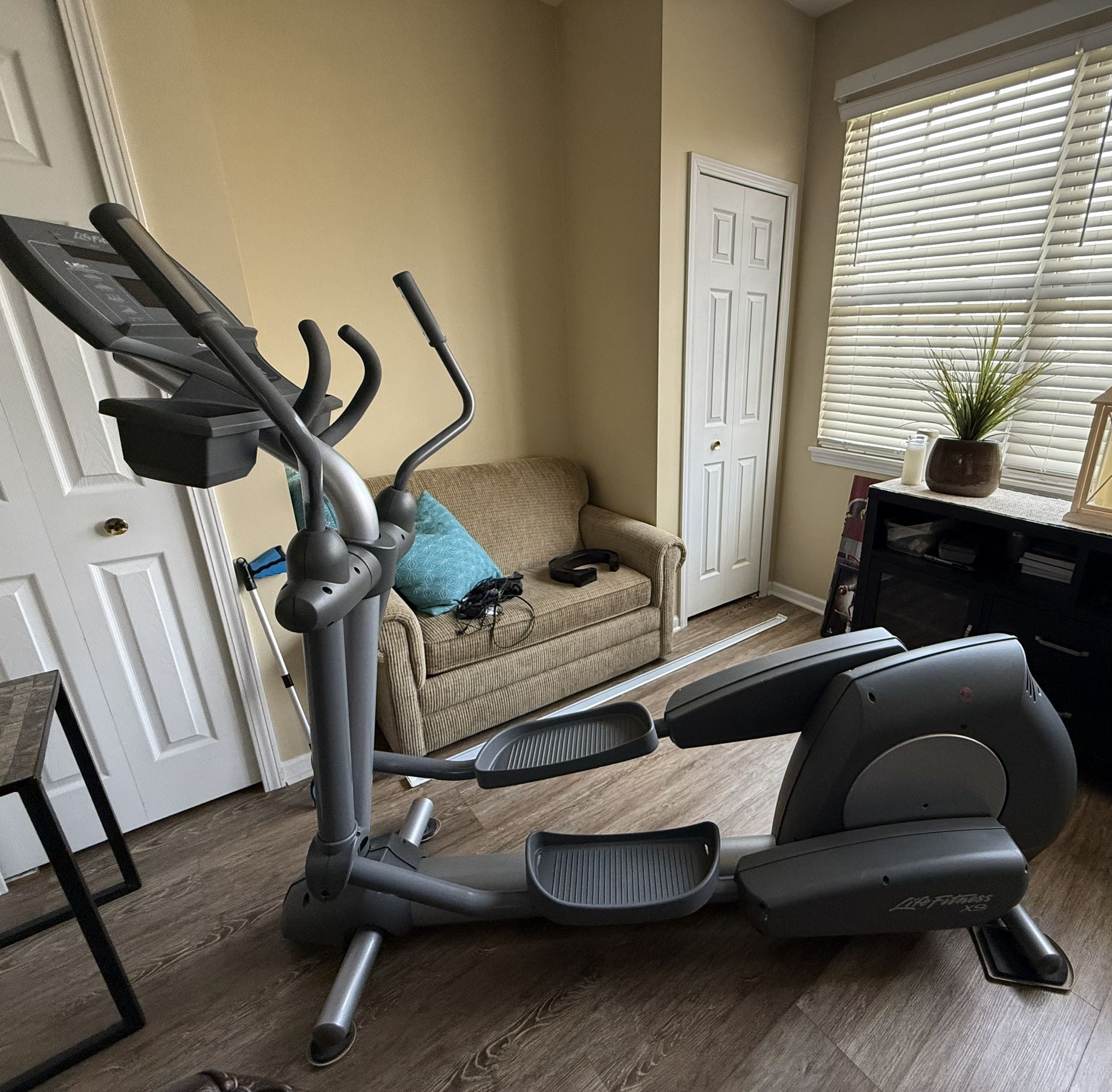 Life Fitness X9 Elliptical