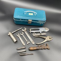 Vintage Union Steel Toolbox No. 2011 w/ Vintage & Antique Tools