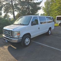2008 Ford E-350