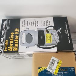 Sand blaster