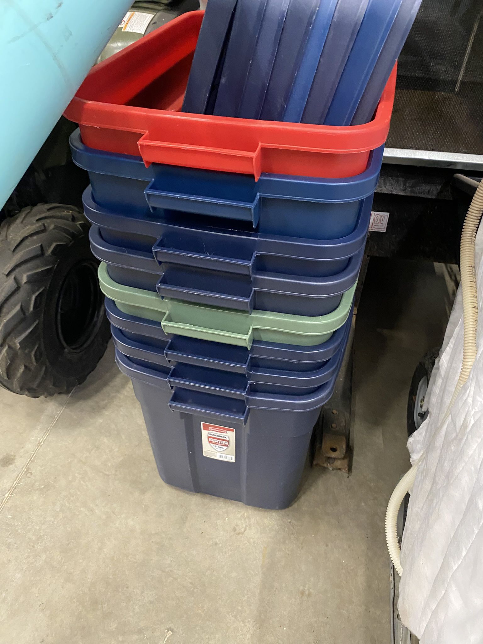 Rubbermaid roughneck storage tubs 18 gallon