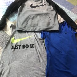 Women Size Small Nike Wear