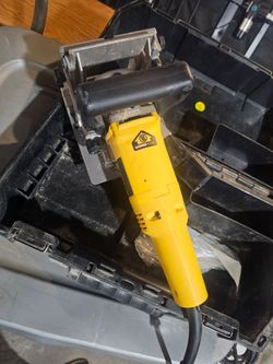 DEWALT DW682. JOINER: DEWALT MODEL DW682.