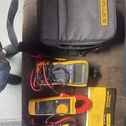 Fluke 117 multimeter kit