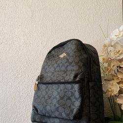 Coach Backpack $ 1 0 0