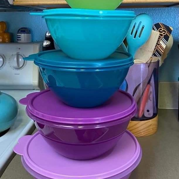 Thatsa Bowl Set Of 6 Tupperware New Pink Orange Blue Green for Sale in  Stanton, CA - OfferUp