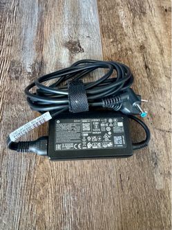 HP 65W Laptop Charger AC Adapter