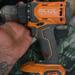 18V SubCompact Brushless Cordless 1/2 in. Drill/Driver Kit with (2) 2.0 Ah Batteries, Charger, and Tool Bag