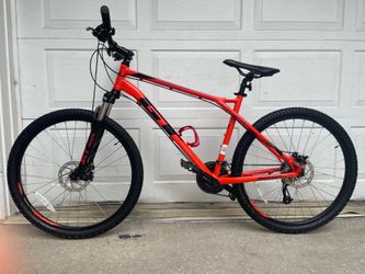 GT AGGRESSOR PRO L , Like New!