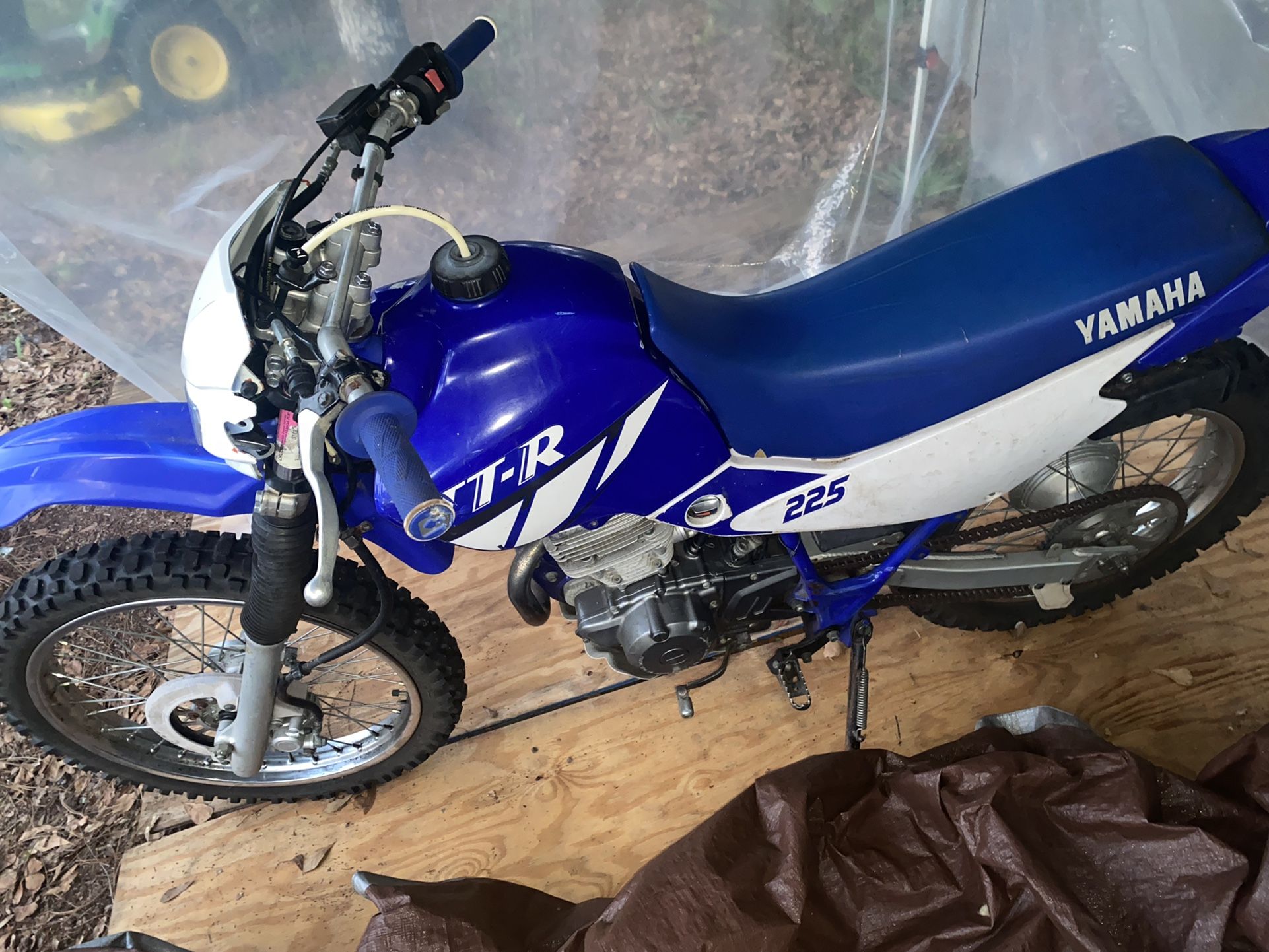 2004 ttr 225