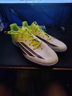 Adidas F50 Club Soccer Shoes Size 12