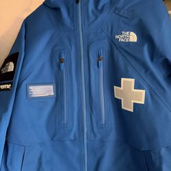 Supreme/NorthFace - Summit Jacket - Medium