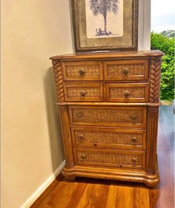 Tommy bahama style Bedroom set ( deliver available)