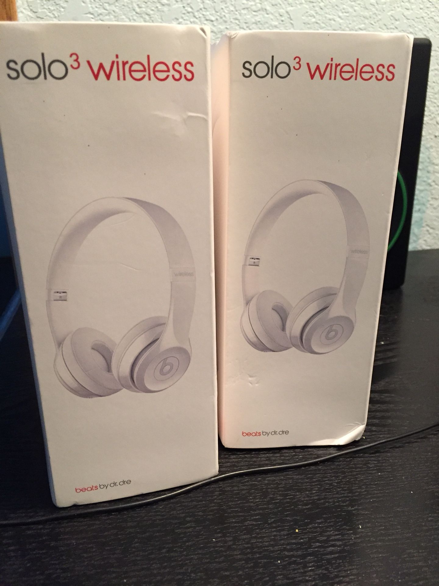 beats solo 3 headphones ( white )