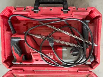 Milwaukee corded rotary hammer drill
