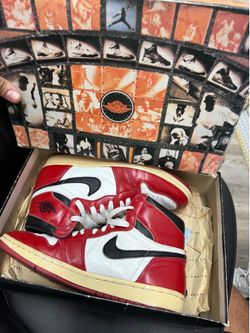 ‏Nike Air Jordan 1 Chicago US9 Made in China 1994 Reissue Vintage Sneakers w/Box