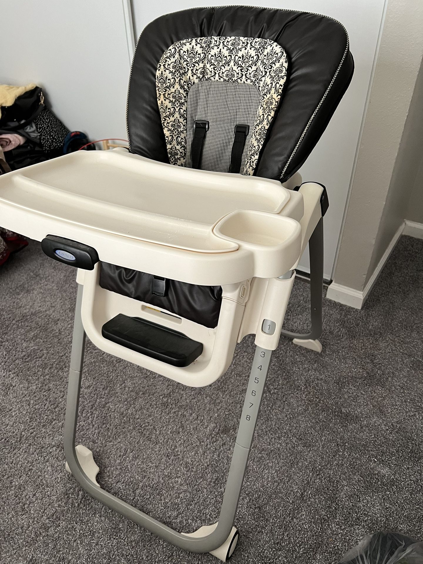 Graco High Chair Adjustable Seat for Sale in Corona, CA OfferUp