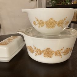 Vintage Pyrex butterfly gold,  3 pieces