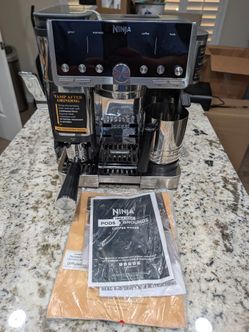 Ninja Luxe cafe Pro Espresso & Coffee Machine used