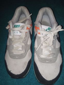 Nike Air Max correlate women's 2021 size 7