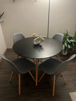Mercury Row Burbach 4-Person Dining Set – Gray Chairs / Round Table