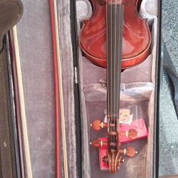 Beautiful Left-Handed Violin