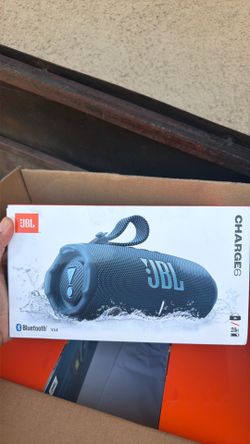 JBL charge 6