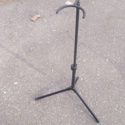 First Act Guitar Stand