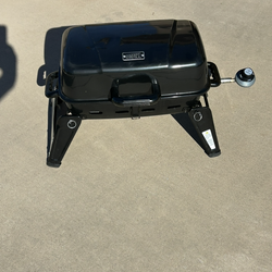 Barbecue grill, portable , propane