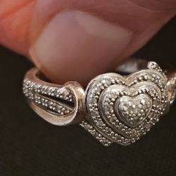 White Gold Jewelry & Diamond 💎  Size 7