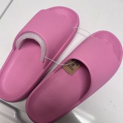 Victoria’s Secret Pink Women’s Size Large Slides